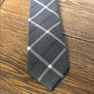 BOGO! Banana Republic men’s gray plaid tie